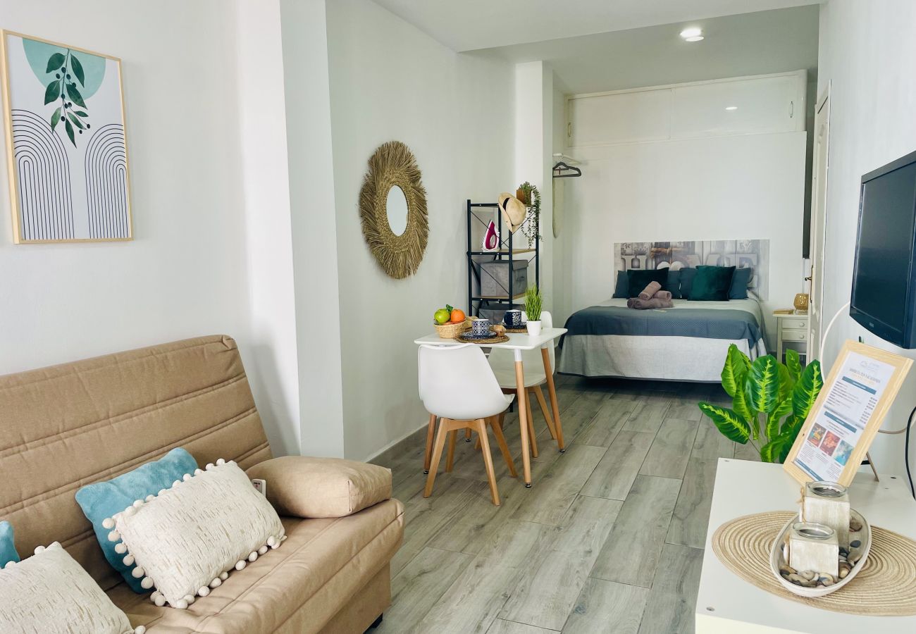 Estudio en Nerja - Estudio Playazo Jimena by At Home Costa del Sol