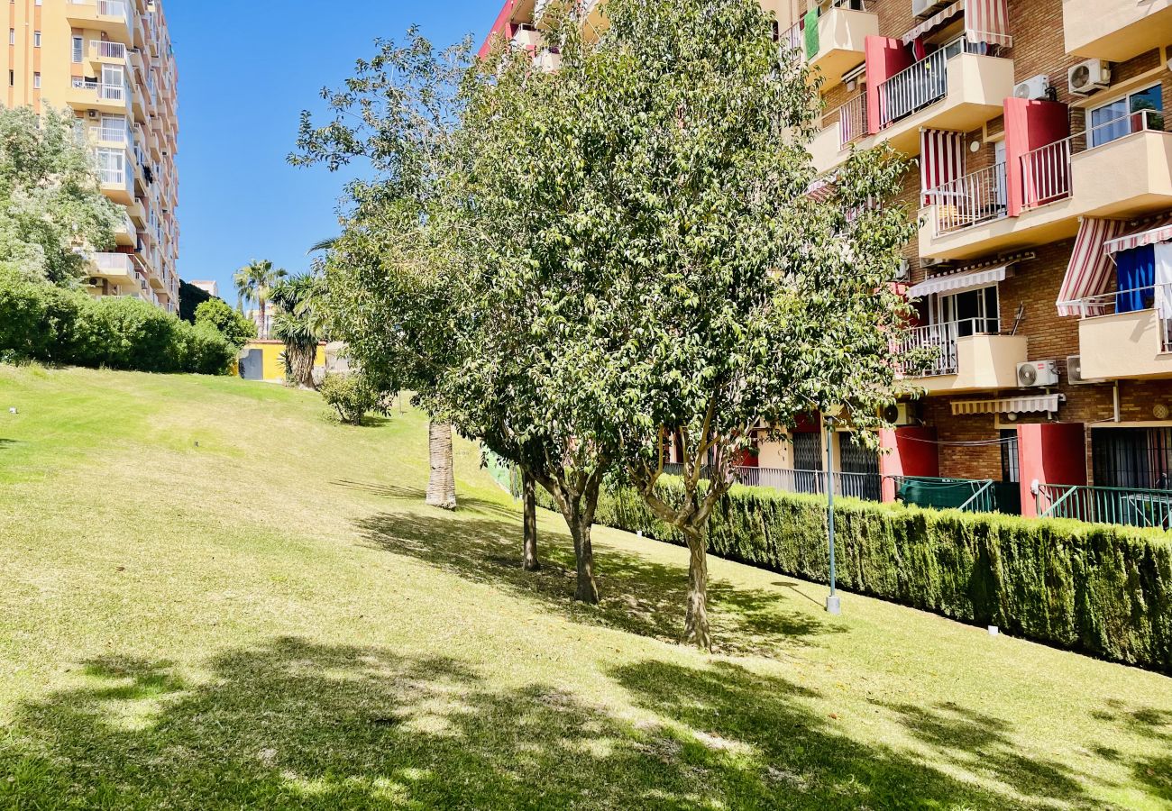 Estudio en Arroyo de la Miel - Estudio Minerva Splash by At Home Costa del Sol