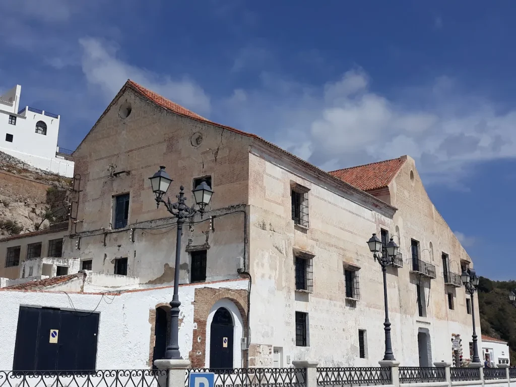Palacio-de-Los-Condes-de-Frigiliana.webp