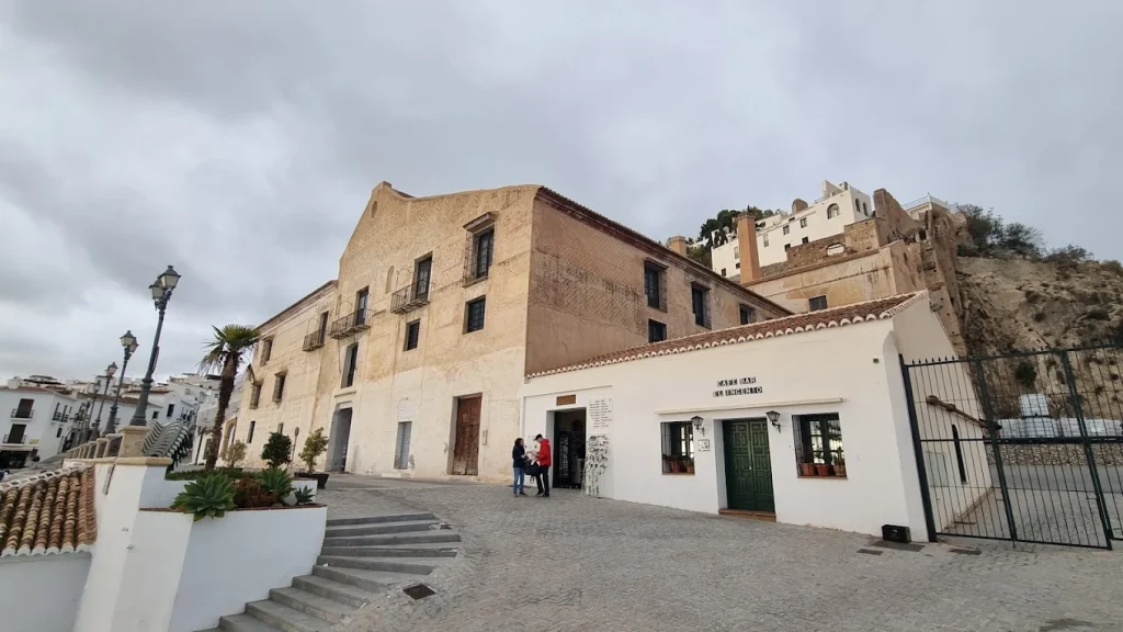 Palacio-de-Los-Condes-en-Frigiliana.webp