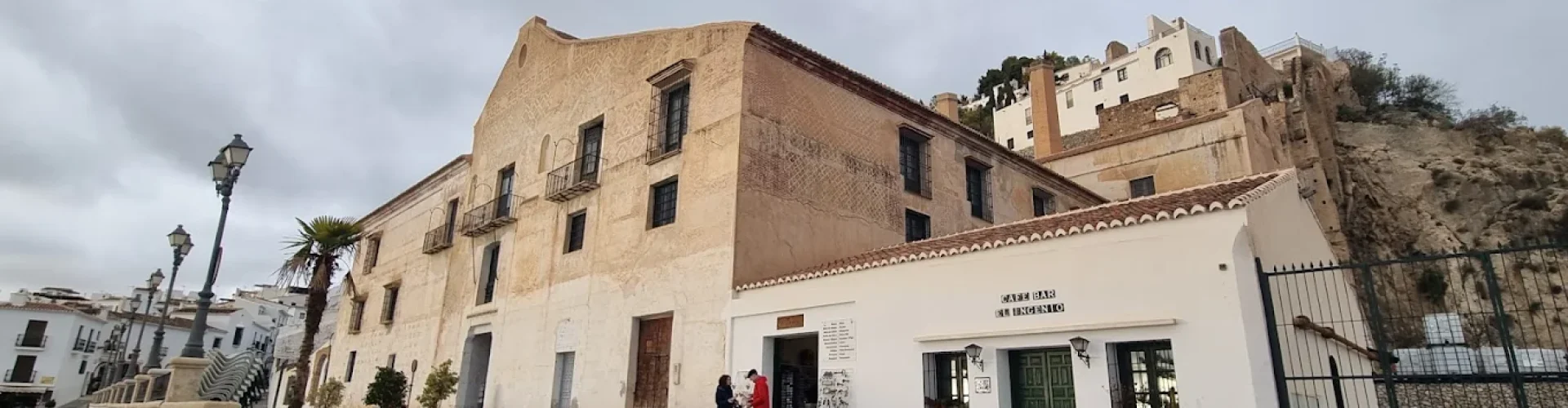 Palacio-de-Los-Condes-en-Frigiliana.webp