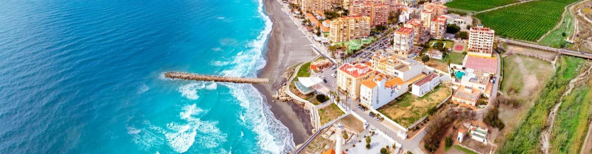 Que-ver-en-torrox Beach