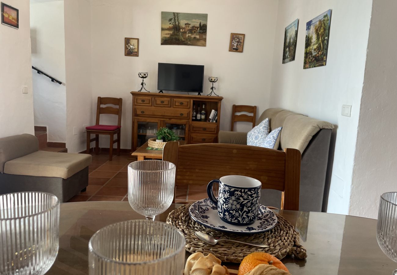 Ferienhaus in Maro - Casa Paquita con piscina privada en Maro By At Hom