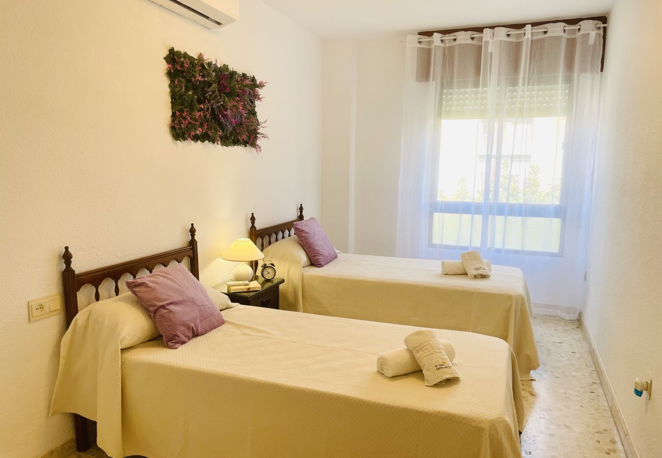 Ferienwohnung in La Herradura - APARTAMENTO SOL Y MAR LA HERRADURA