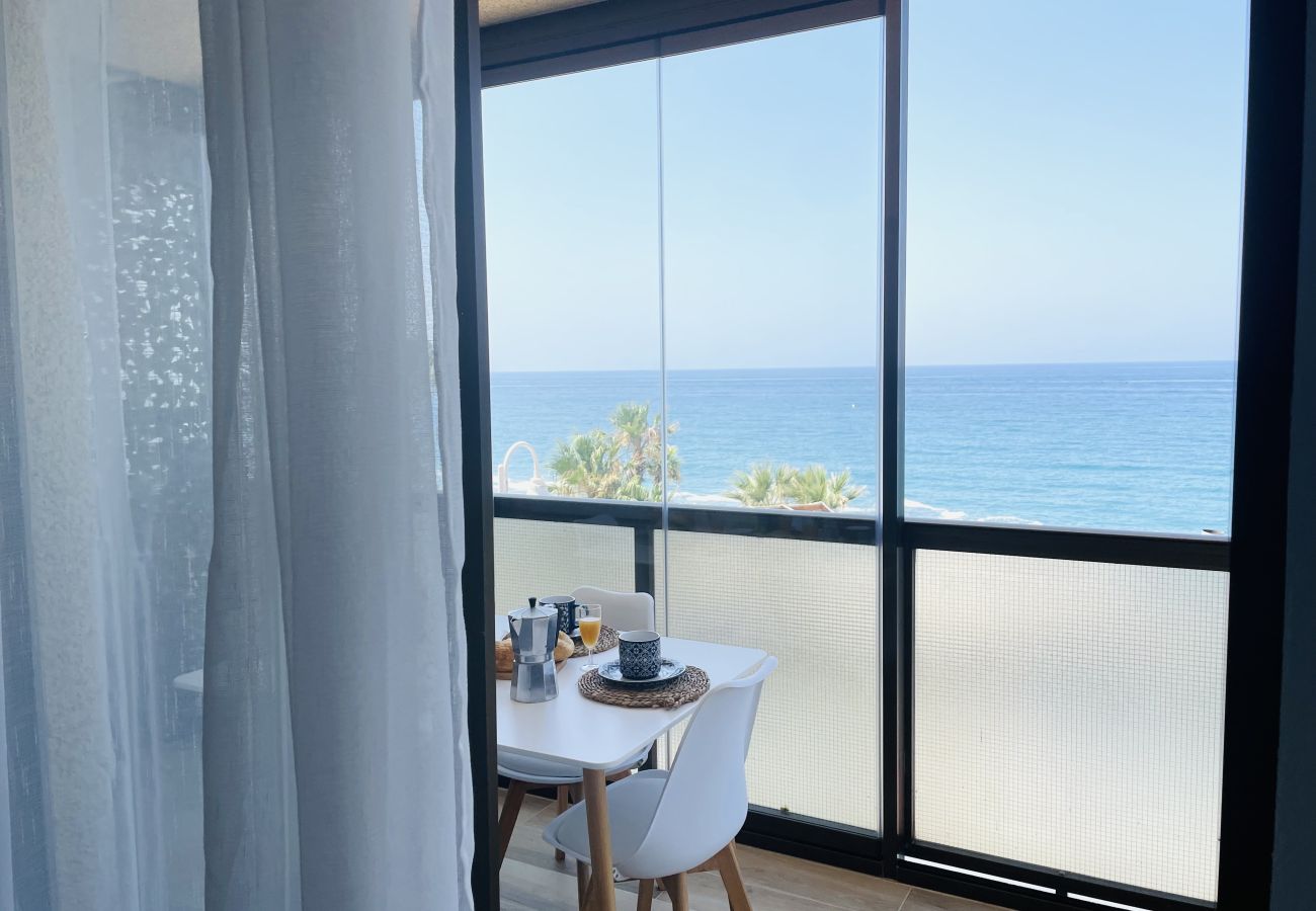 Ferienwohnung in La Herradura - APARTAMENTO SOL Y MAR LA HERRADURA