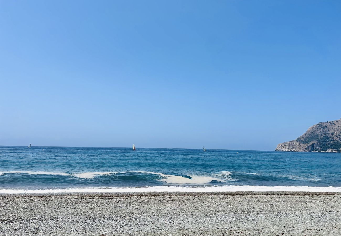 Ferienwohnung in La Herradura - APARTAMENTO SOL Y MAR LA HERRADURA