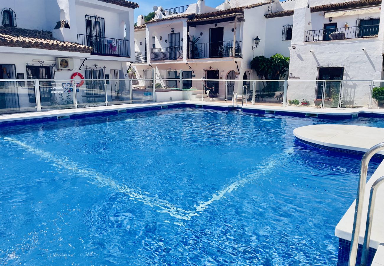 Ferienwohnung in Nerja - Apartamento Azure Burriana by At Home Costa del So