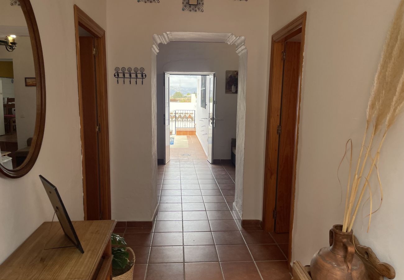 House in Maro - Casa Paquita con piscina privada en Maro By At Hom
