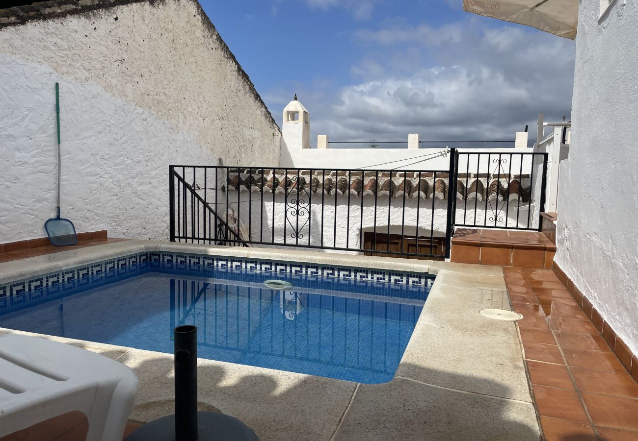 House in Maro - Casa Paquita con piscina privada en Maro By At Hom