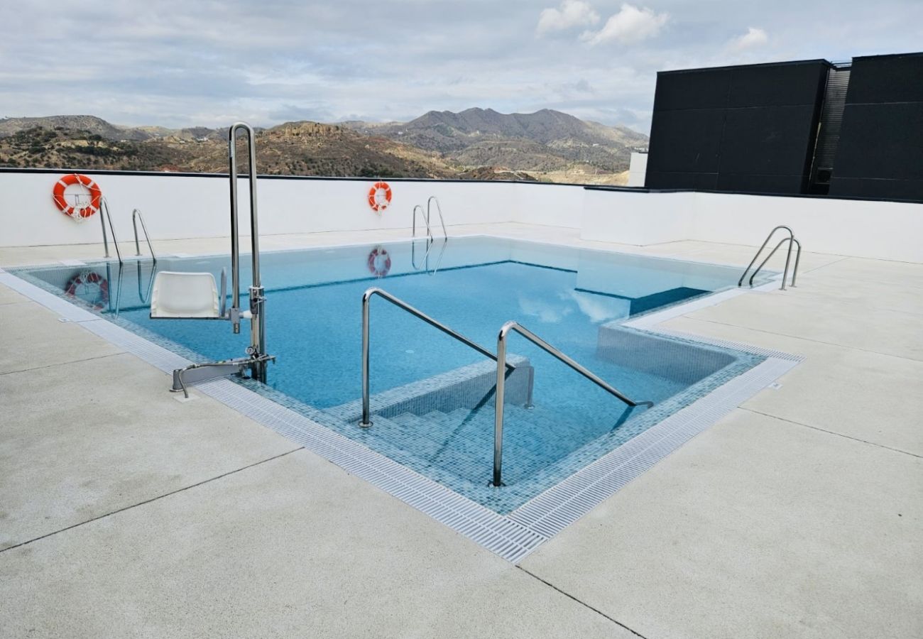 Apartment in Málaga - Piso en Torre Martirico en el centro de Malaga