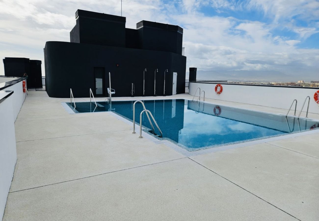 Apartment in Málaga - Piso en Torre Martirico en el centro de Malaga