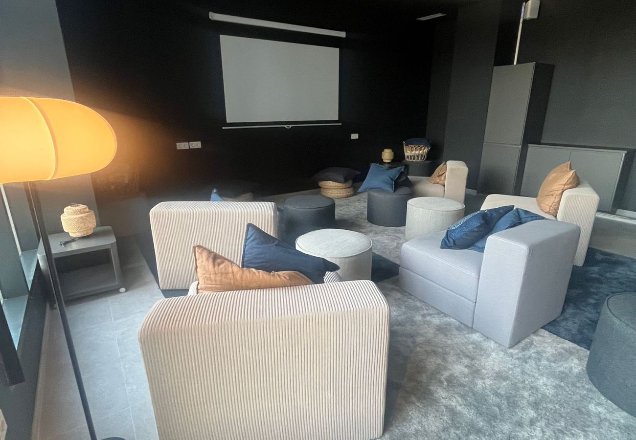 Apartment in Málaga - Piso en Torre Martirico en el centro de Malaga
