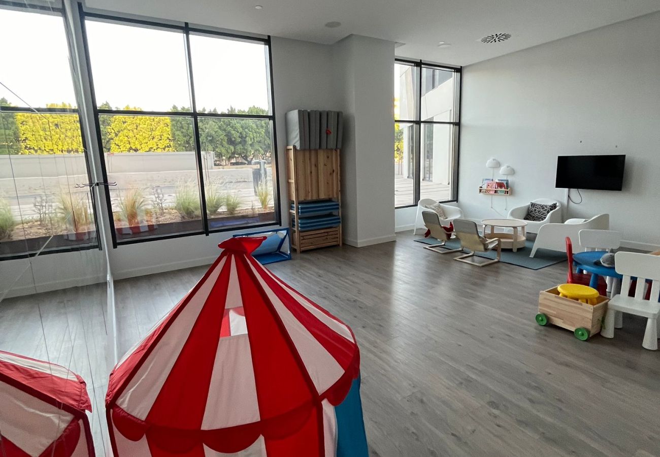Apartment in Málaga - Piso en Torre Martirico en el centro de Malaga