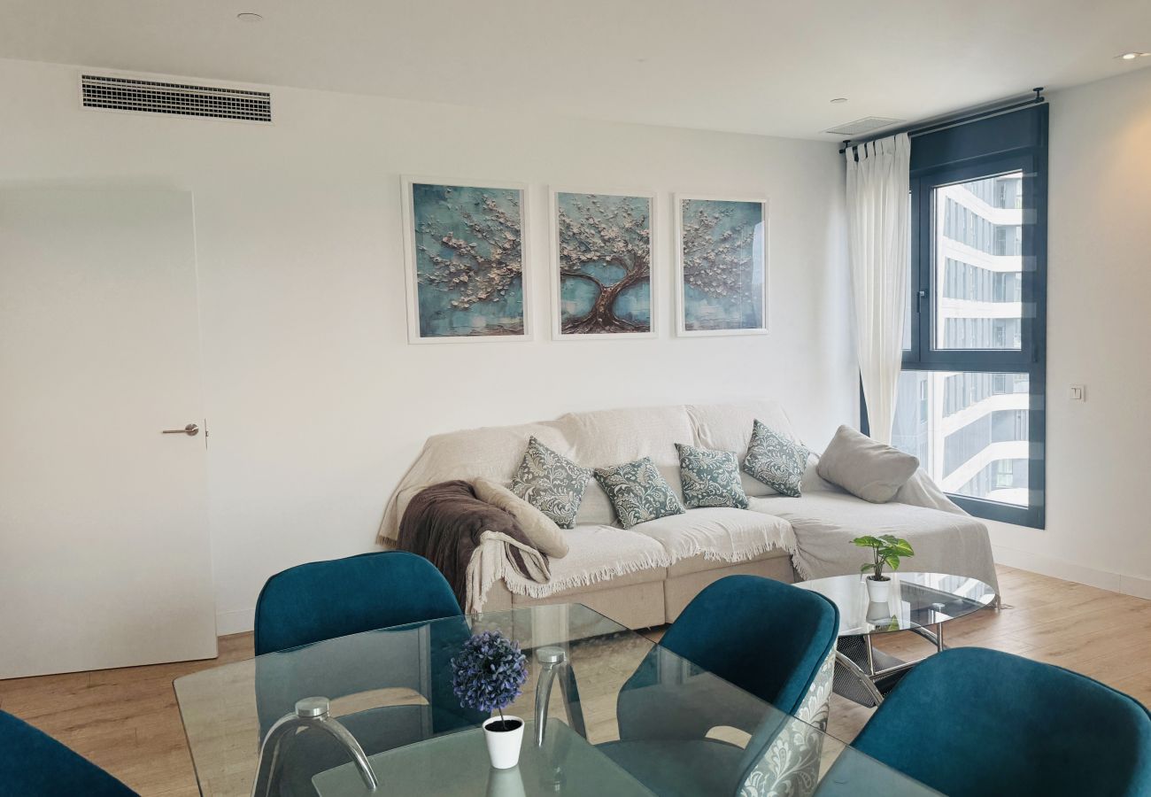 Apartment in Málaga - Piso en Torre Martirico en el centro de Malaga