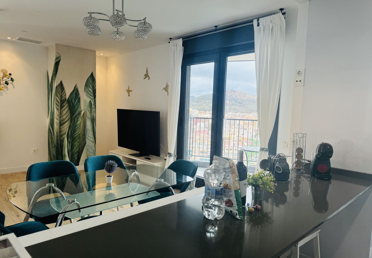 Apartment in Málaga - Piso en Torre Martirico en el centro de Malaga