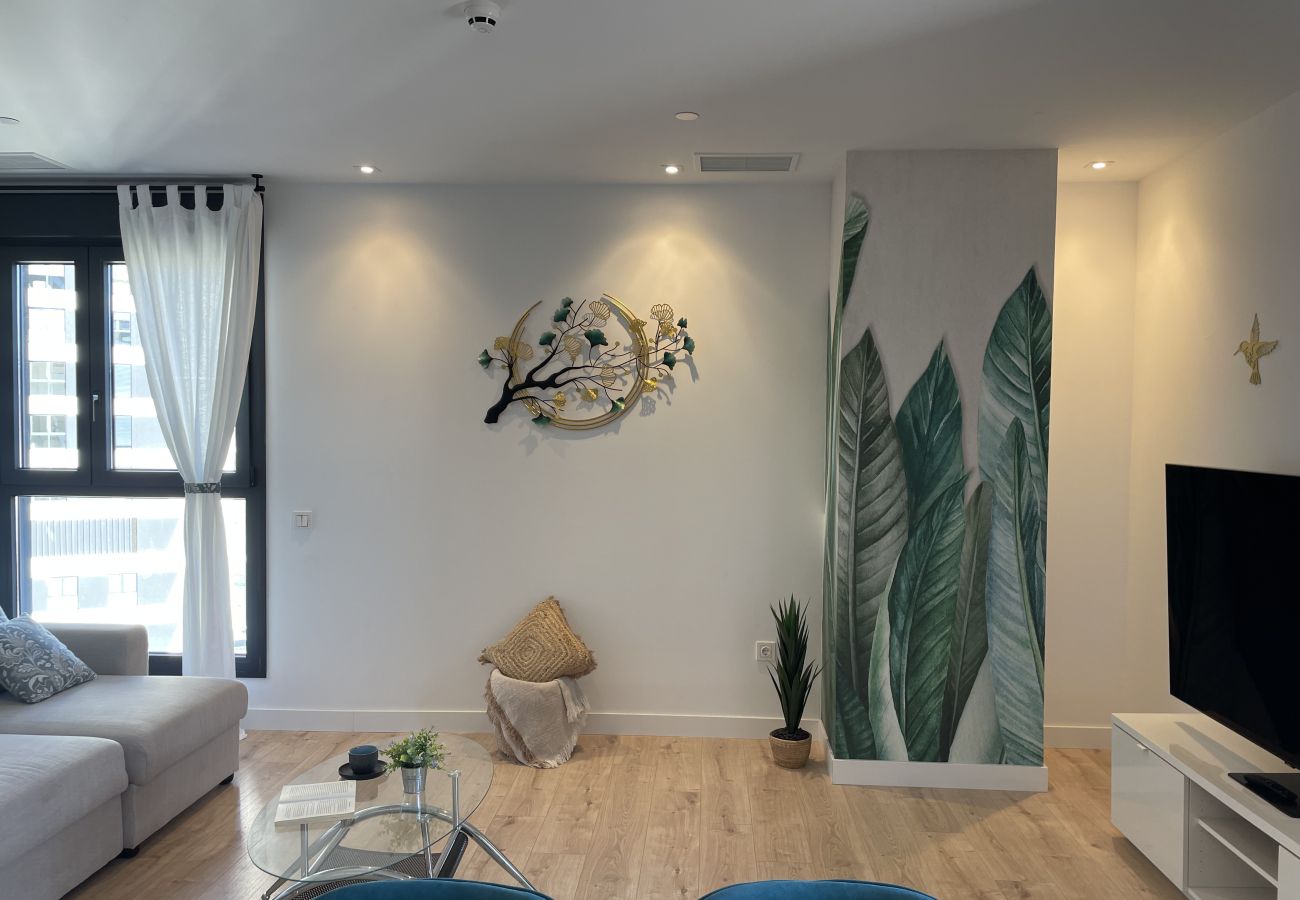 Apartment in Málaga - Piso en Torre Martirico en el centro de Malaga