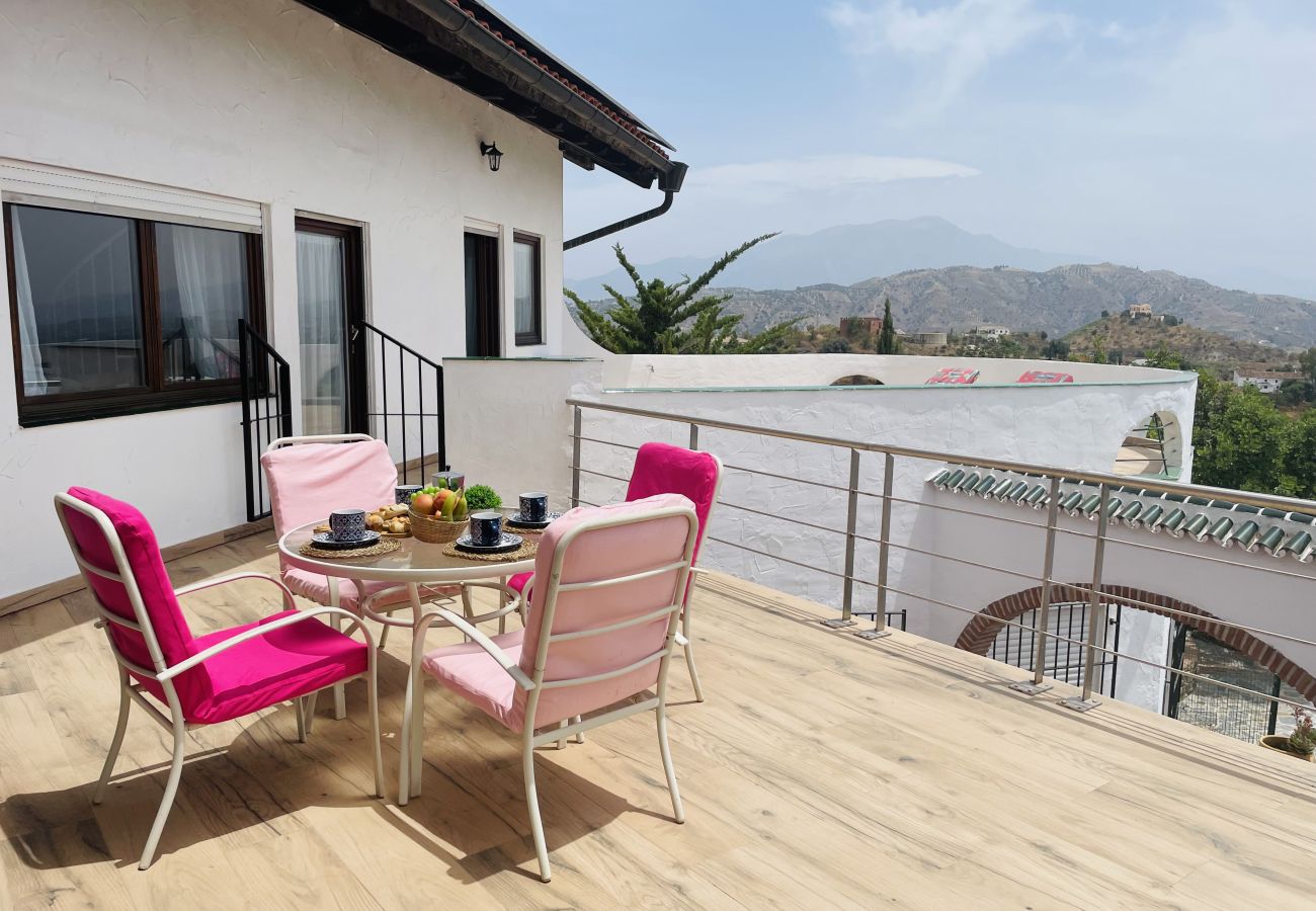 Cottage in Comares - Casa Rural Comares con piscina privada by At Home