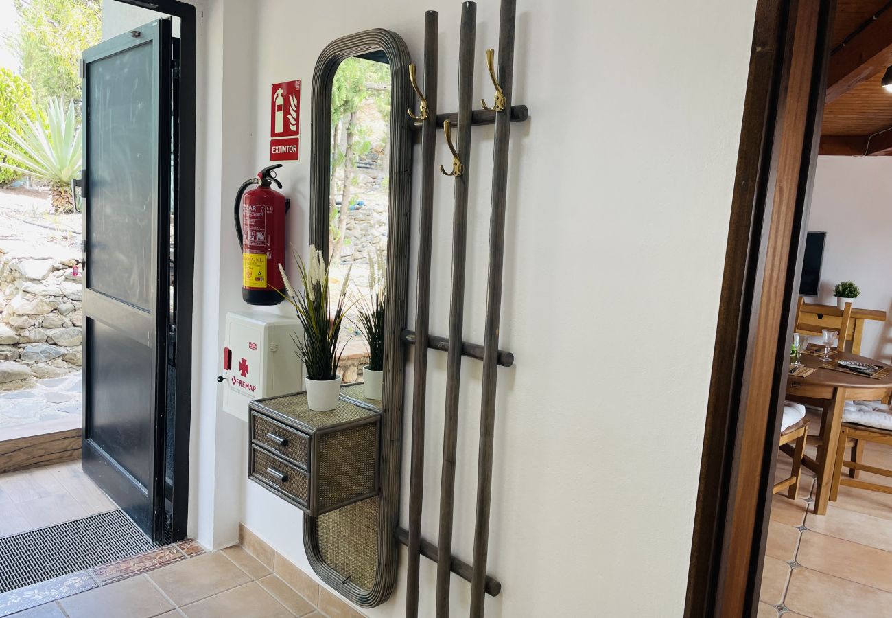 Cottage in Comares - Casa Rural Comares con piscina privada by At Home