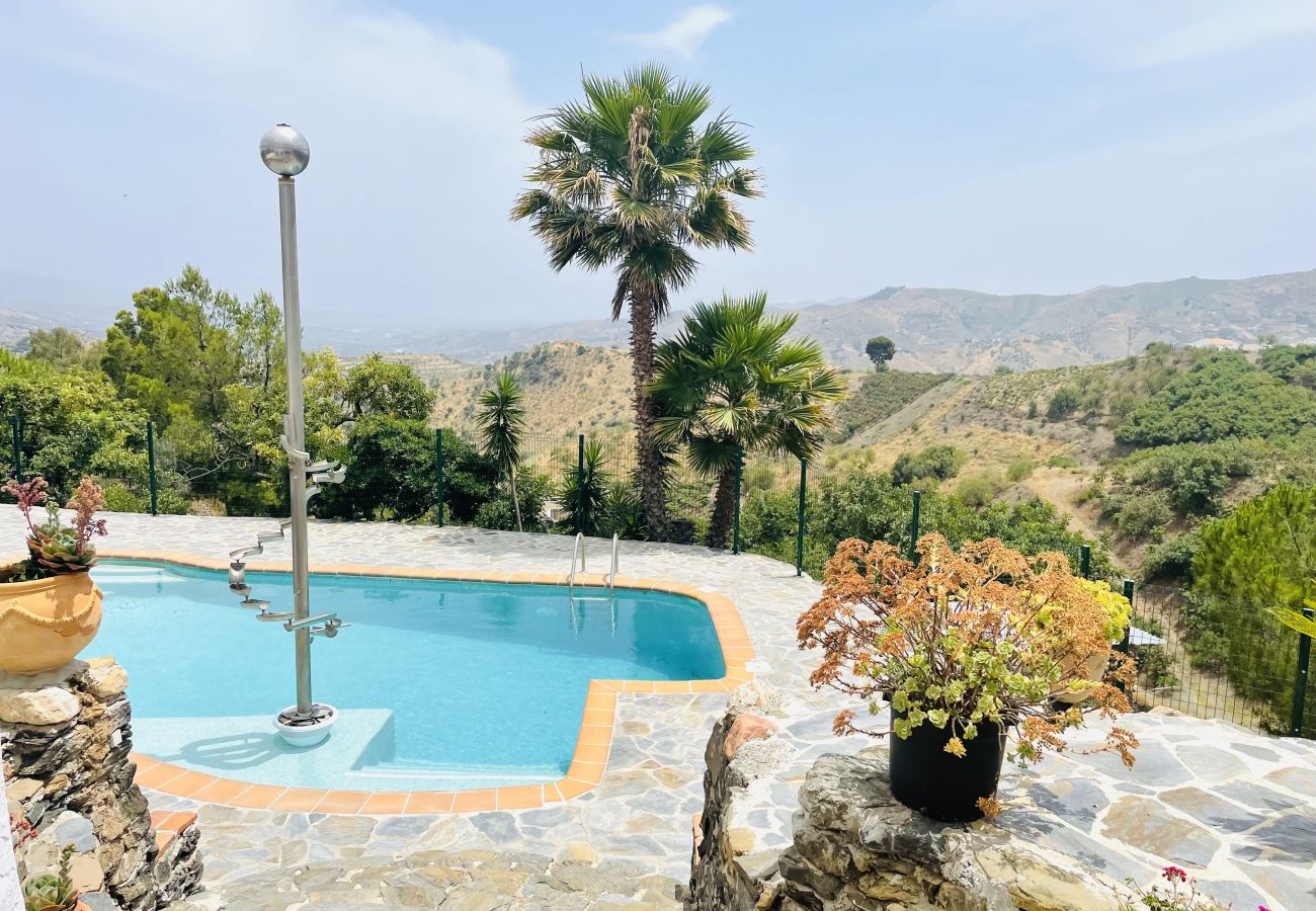 Cottage in Comares - Casa Rural Comares con piscina privada by At Home