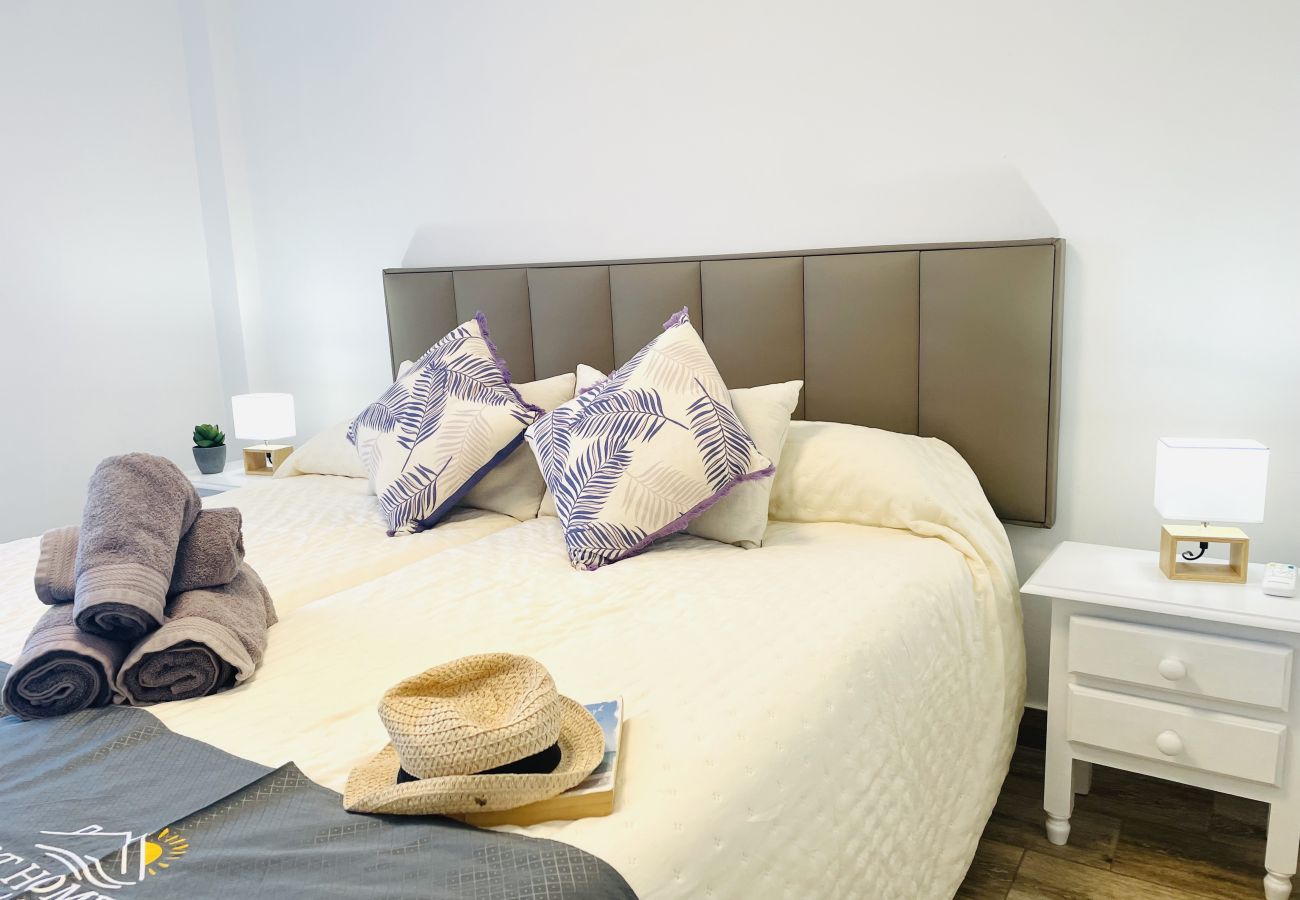 Apartment in Torrox Costa - Apartamento Brisa de Laguna en Torrox Costa by At