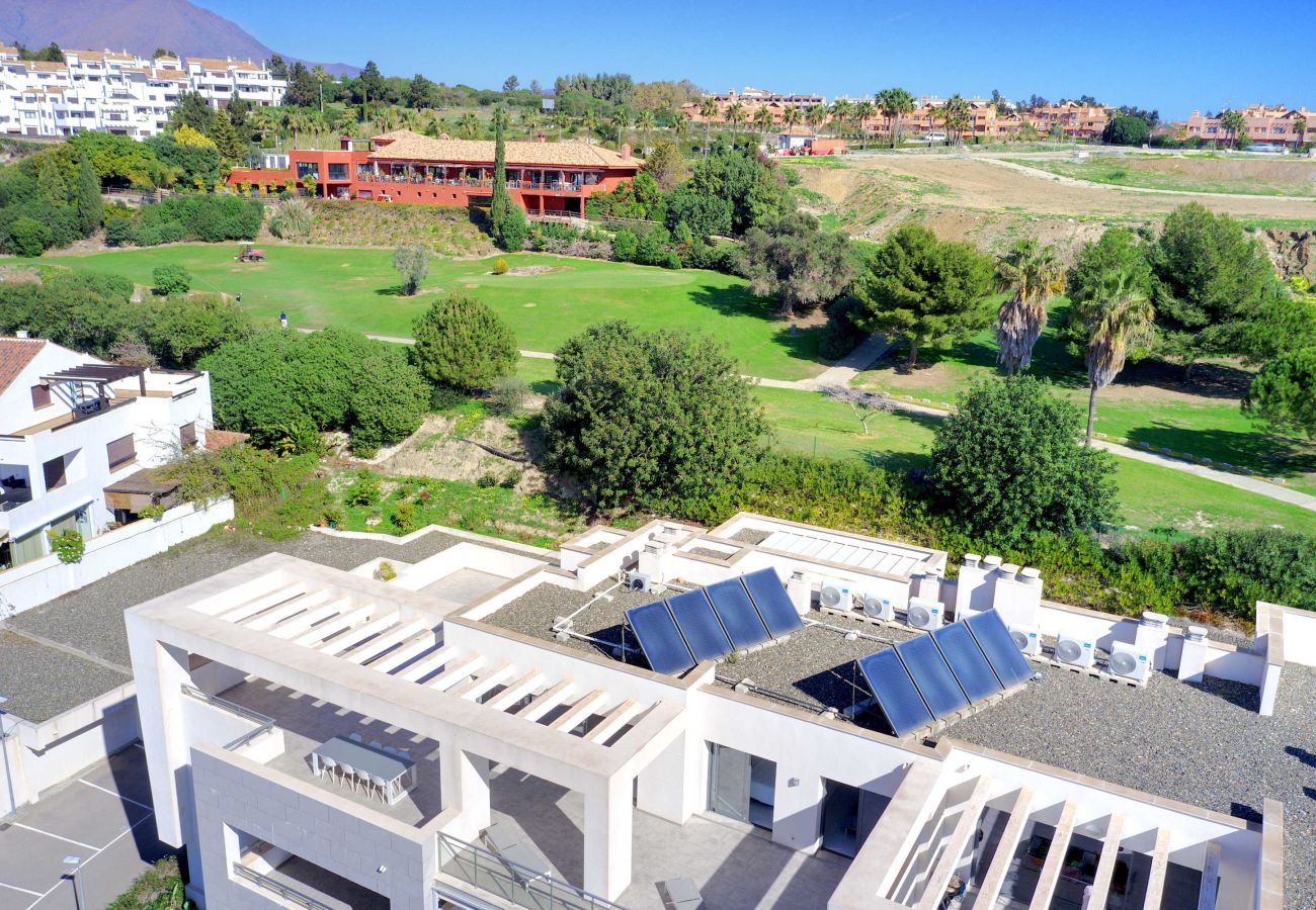 Appartement à Casares - 3019 Stunning Penthouse with Golf & Sea View