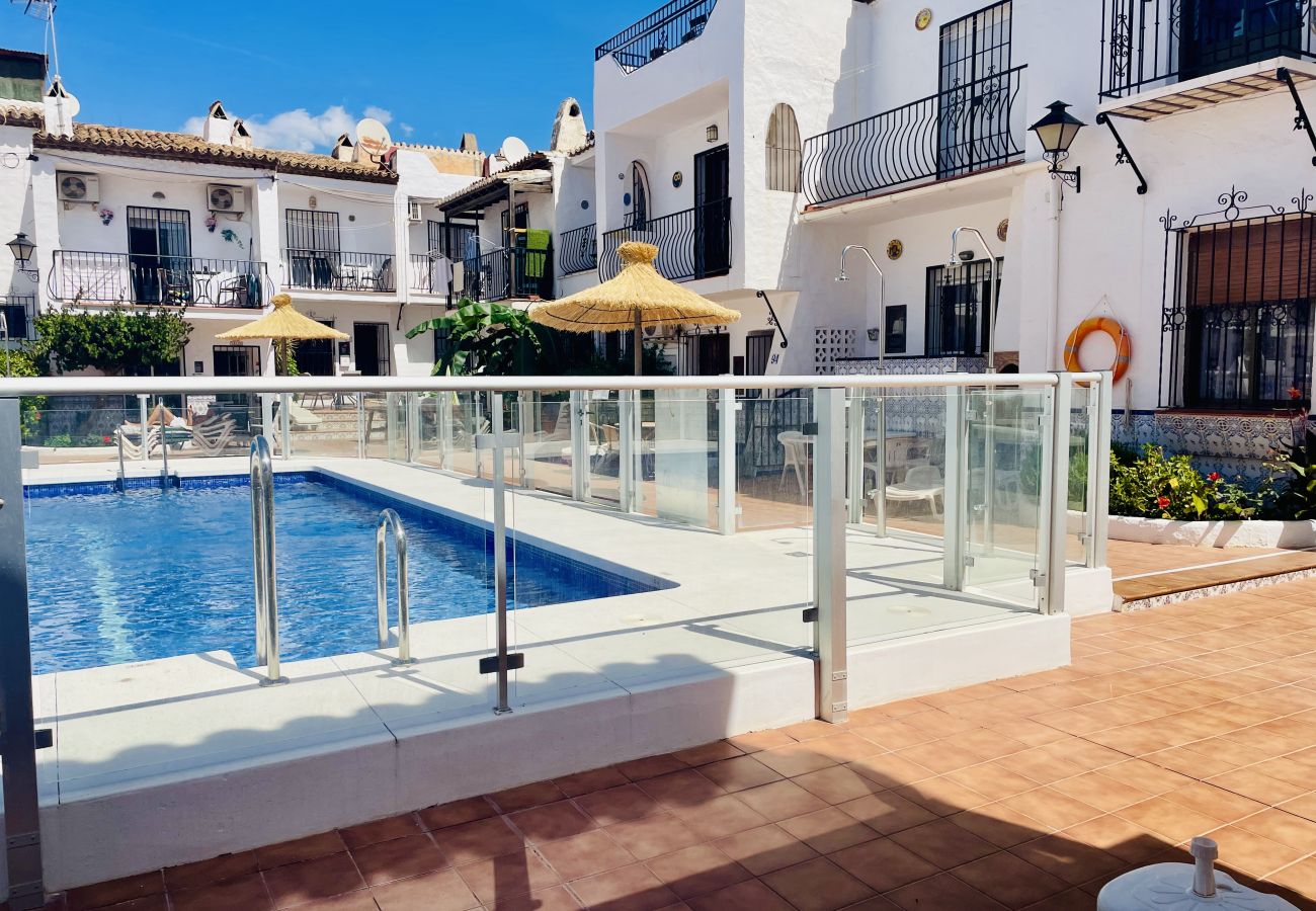Appartement à Nerja - Apartamento Azure Burriana by At Home Costa del So