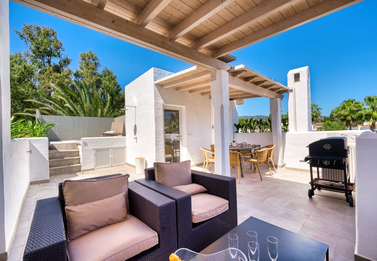 Appartamento a Marbella - 1081 Luxurious Beachfront Penthouse with Jacuzzi
