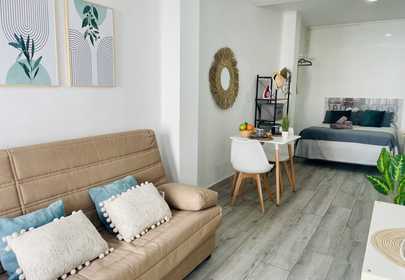 Studio a Nerja - Estudio Playazo Jimena by At Home Costa del Sol