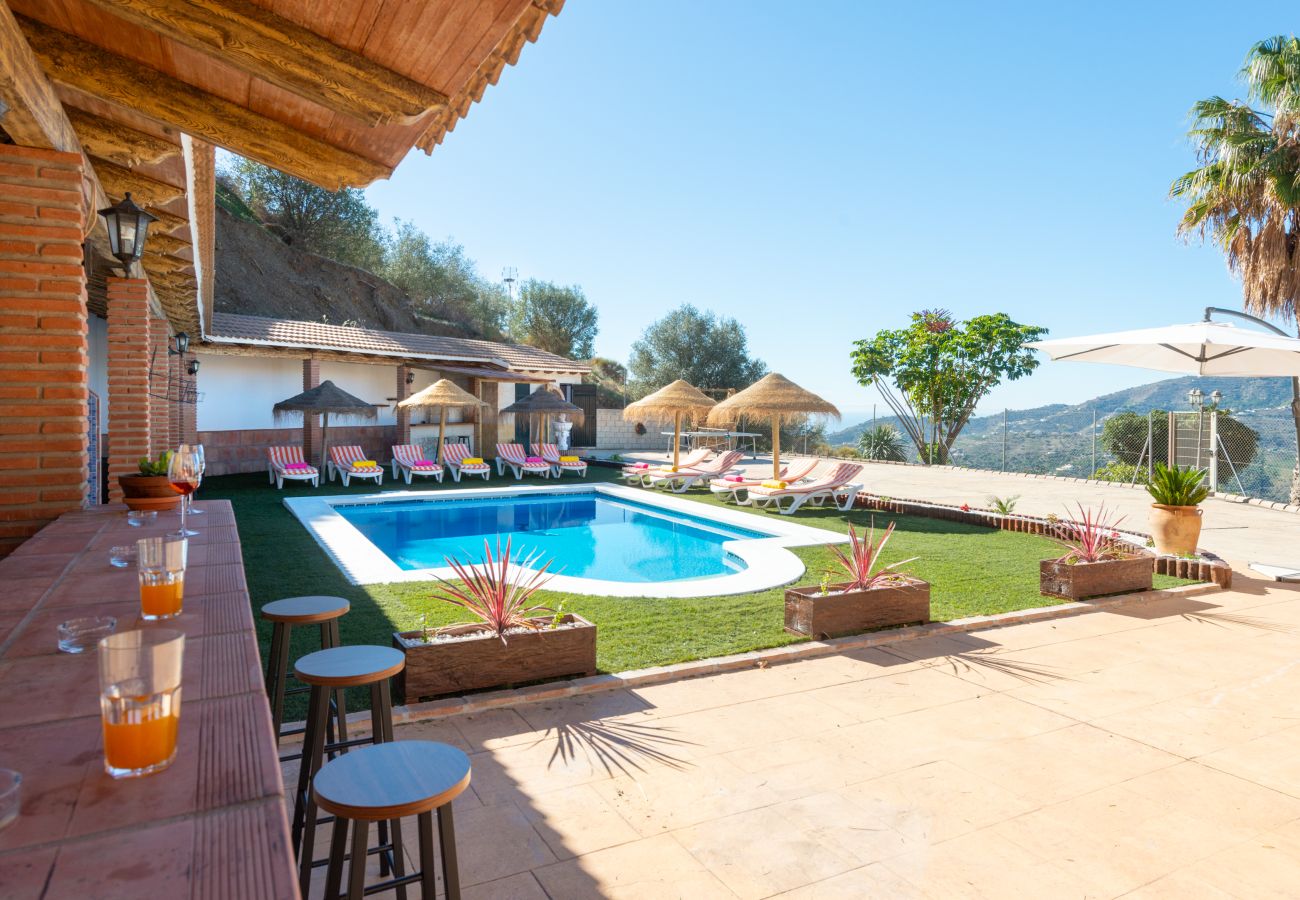 Villa a Torrox - Villa La Coscoja by At Home Costa del Sol