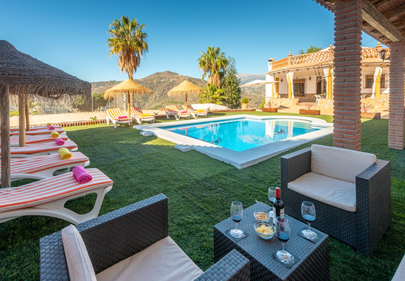 Villa a Torrox - Villa La Coscoja by At Home Costa del Sol