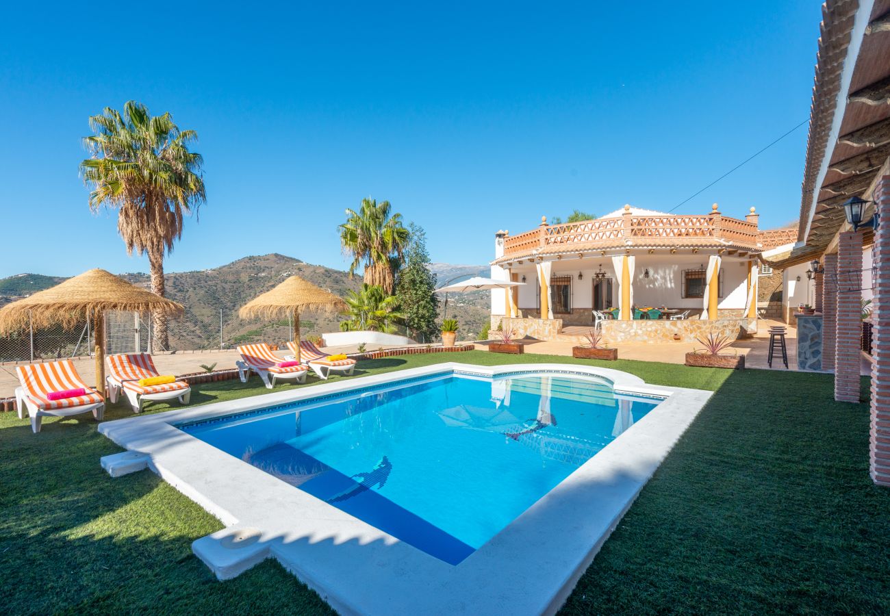 Villa a Torrox - Villa La Coscoja by At Home Costa del Sol