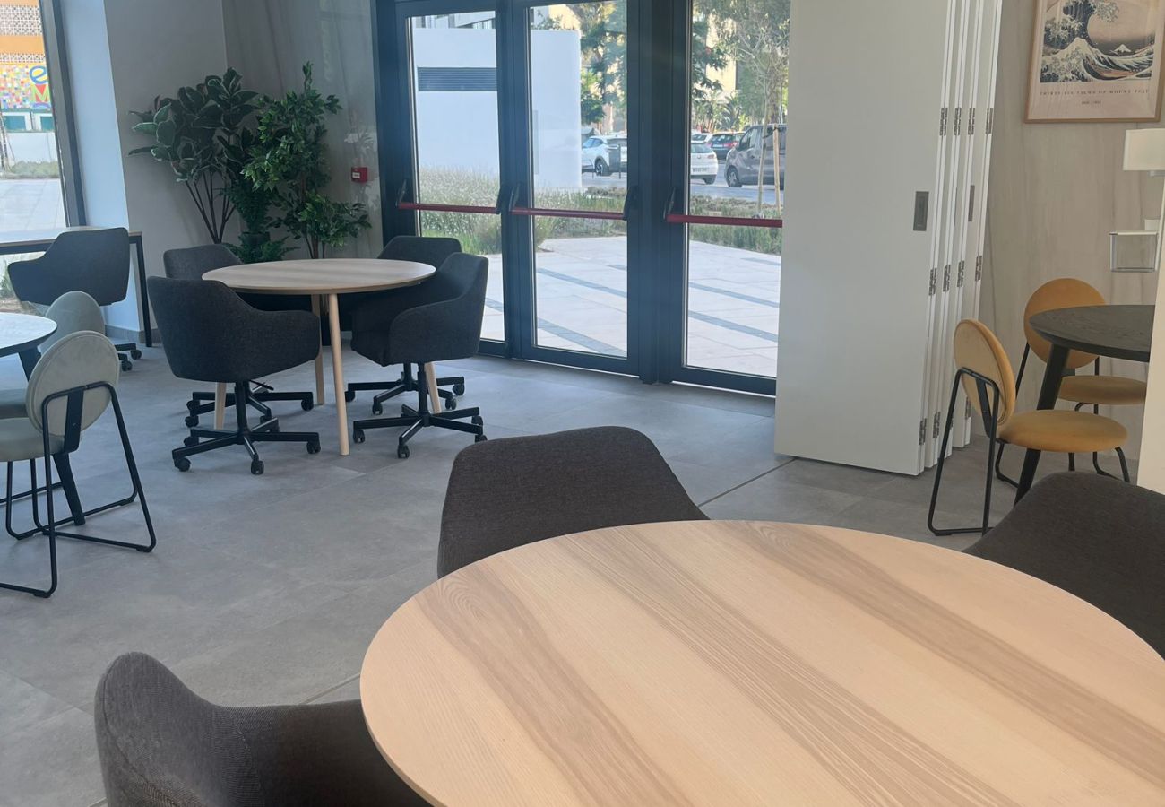 Appartamento a Málaga - Piso en Torre Martirico en el centro de Malaga