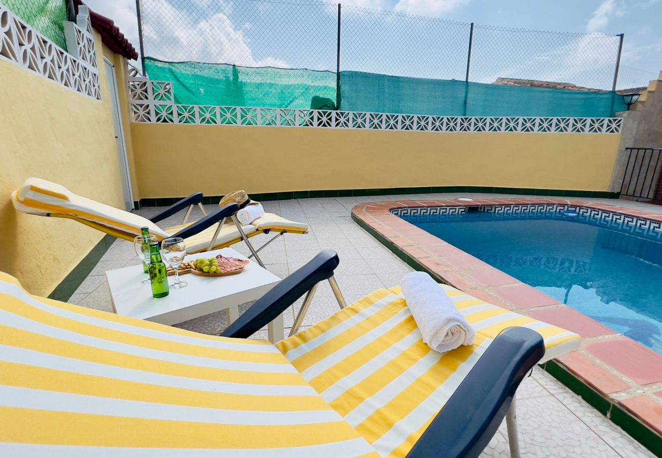 Casa em Torrox - Casa Godoy con piscina by At Home Costa del Sol