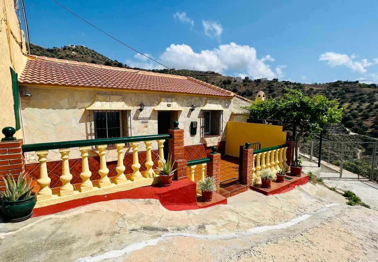 Casa em Torrox - Casa Godoy con piscina by At Home Costa del Sol