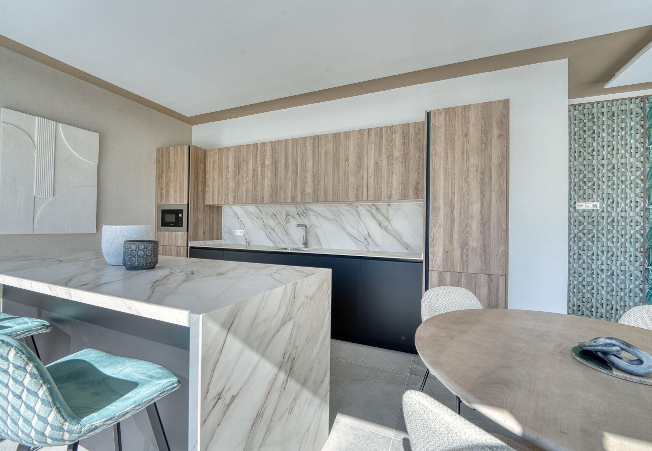 Apartamento em Estepona - 3020 Luxury Duplex with Stunning Africa & Gibralta