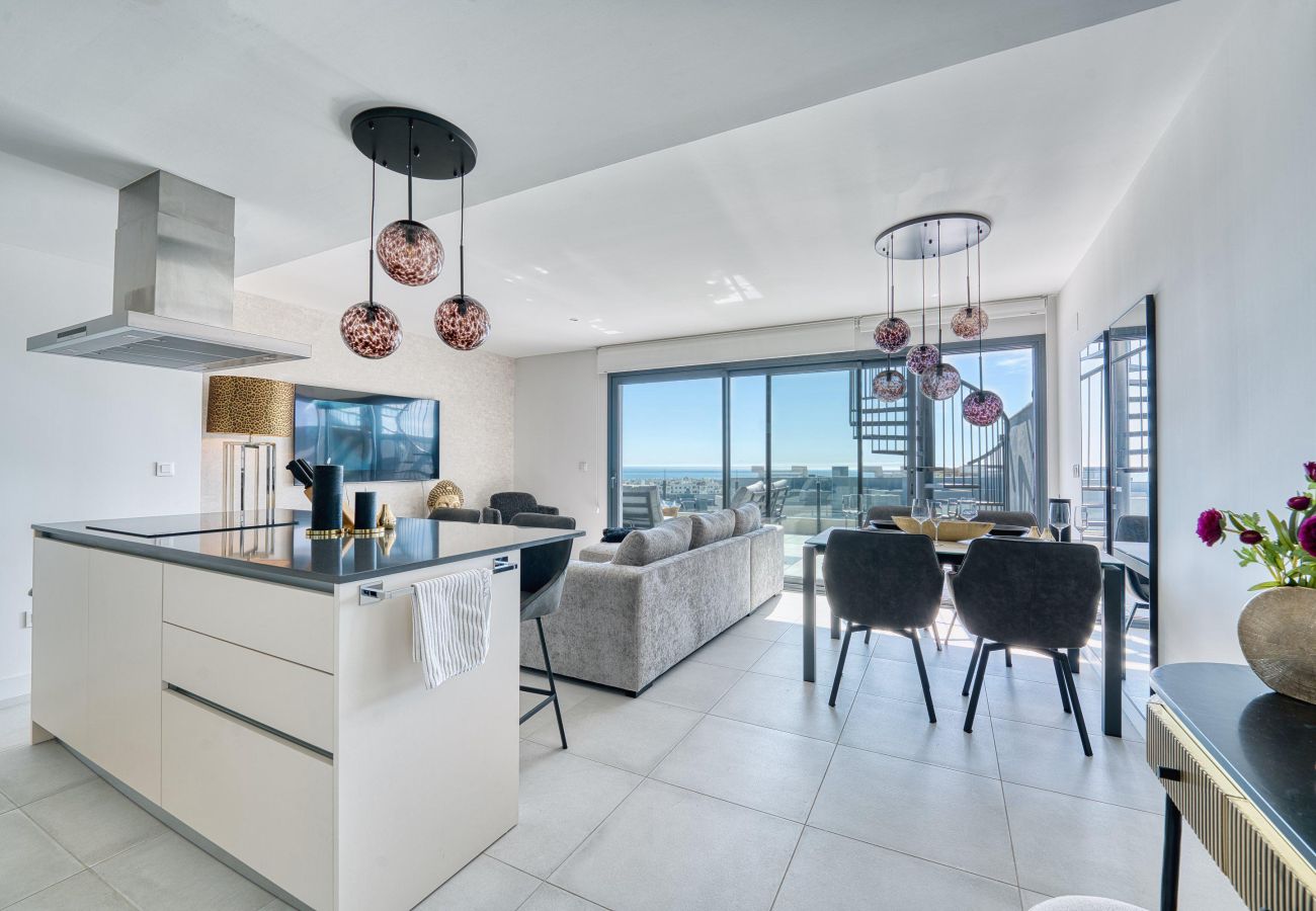 Apartamento em Estepona - 3020 Luxury Duplex with Stunning Africa & Gibralta