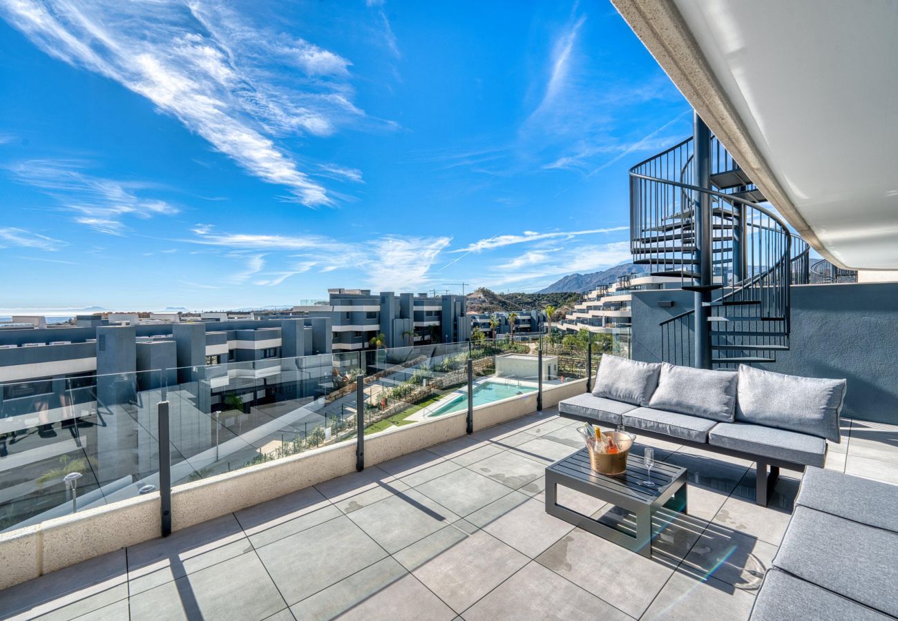 Apartamento em Estepona - 3020 Luxury Duplex with Stunning Africa & Gibralta
