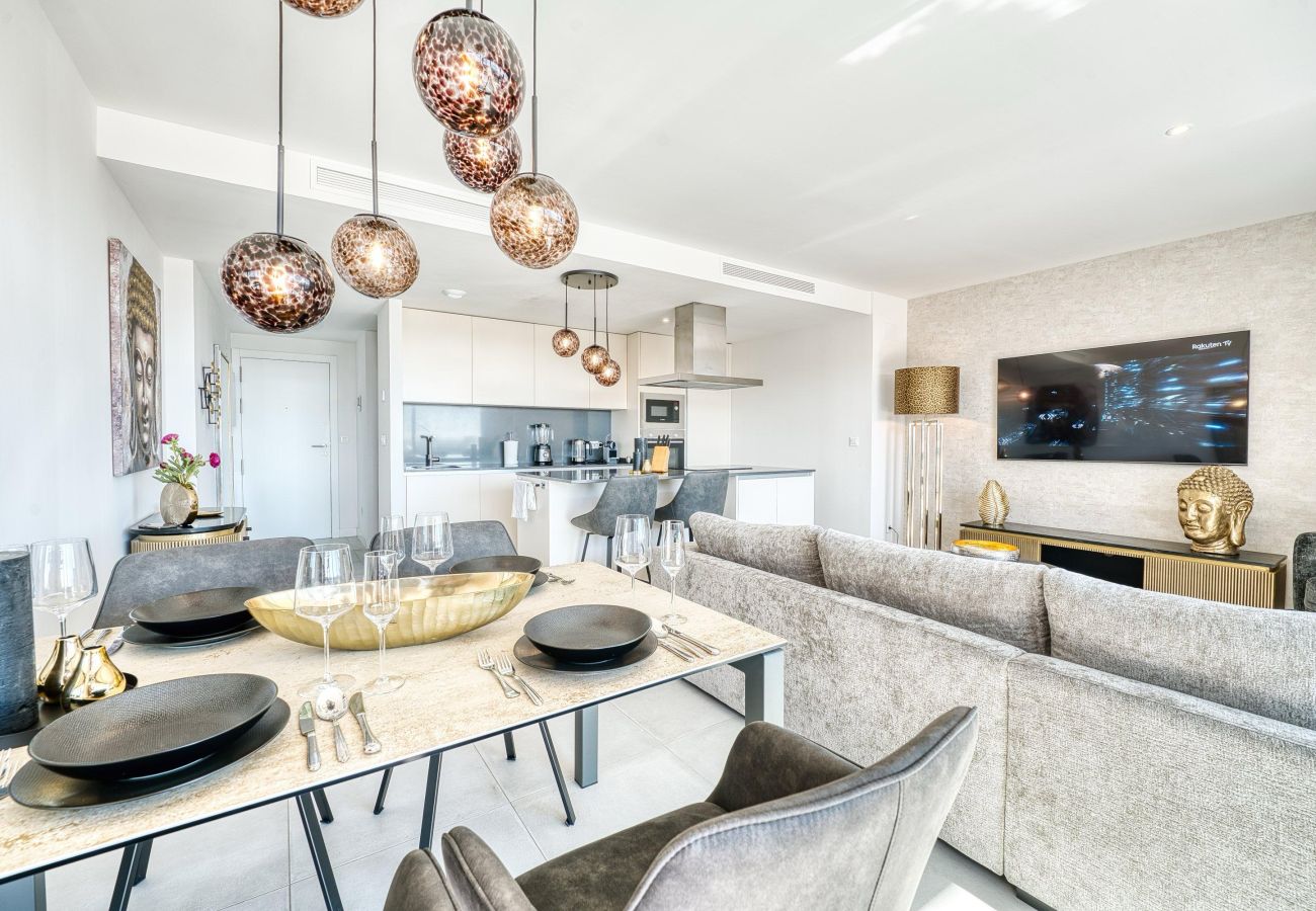 Apartamento em Estepona - 3020 Luxury Duplex with Stunning Africa & Gibralta