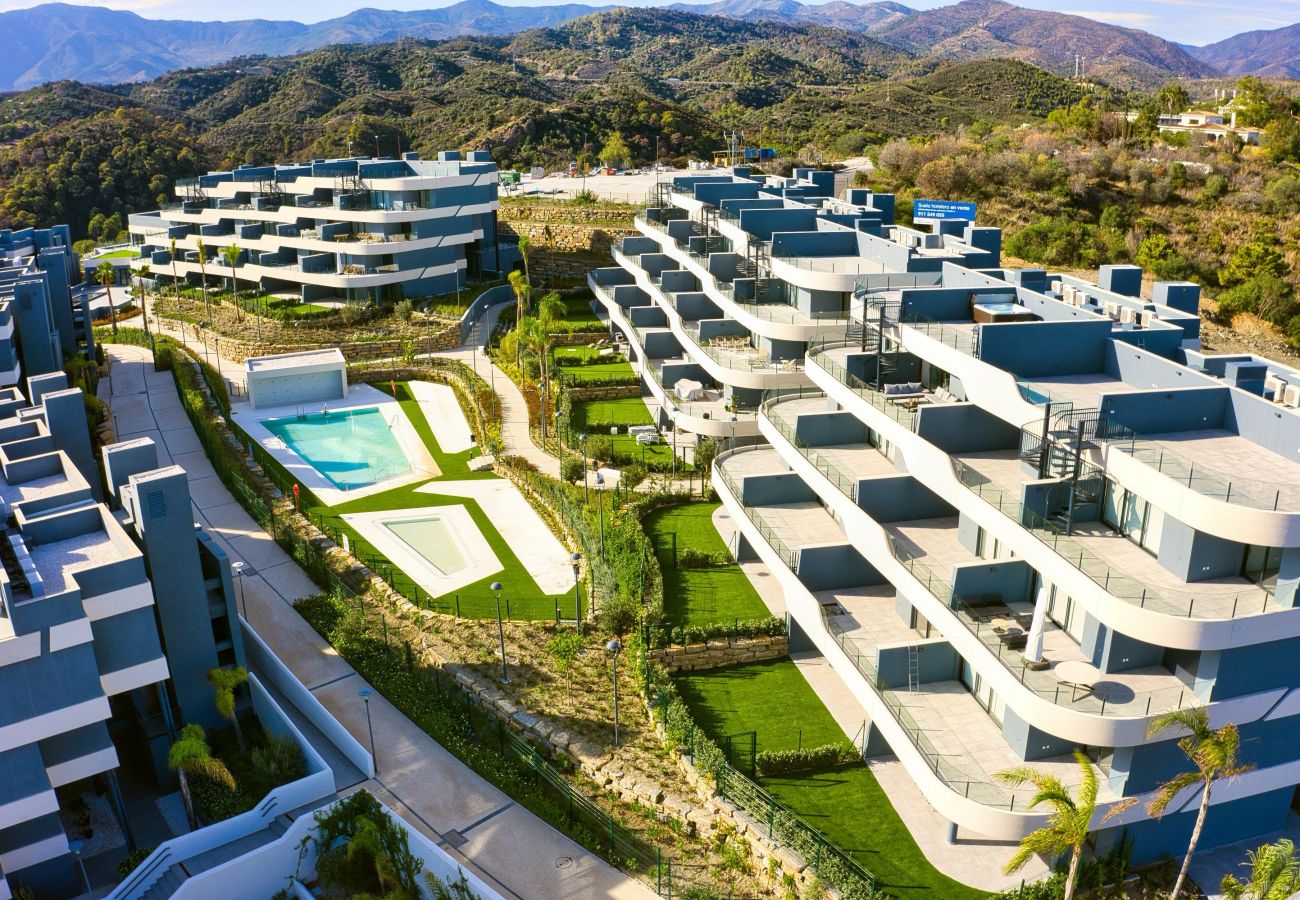 Apartamento em Estepona - 3020 Luxury Duplex with Stunning Africa & Gibralta