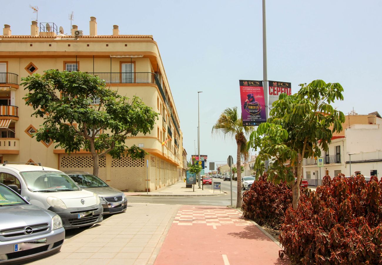 Apartamento em Algarrobo Costa - Albatros 3 by At Home Costa del Sol