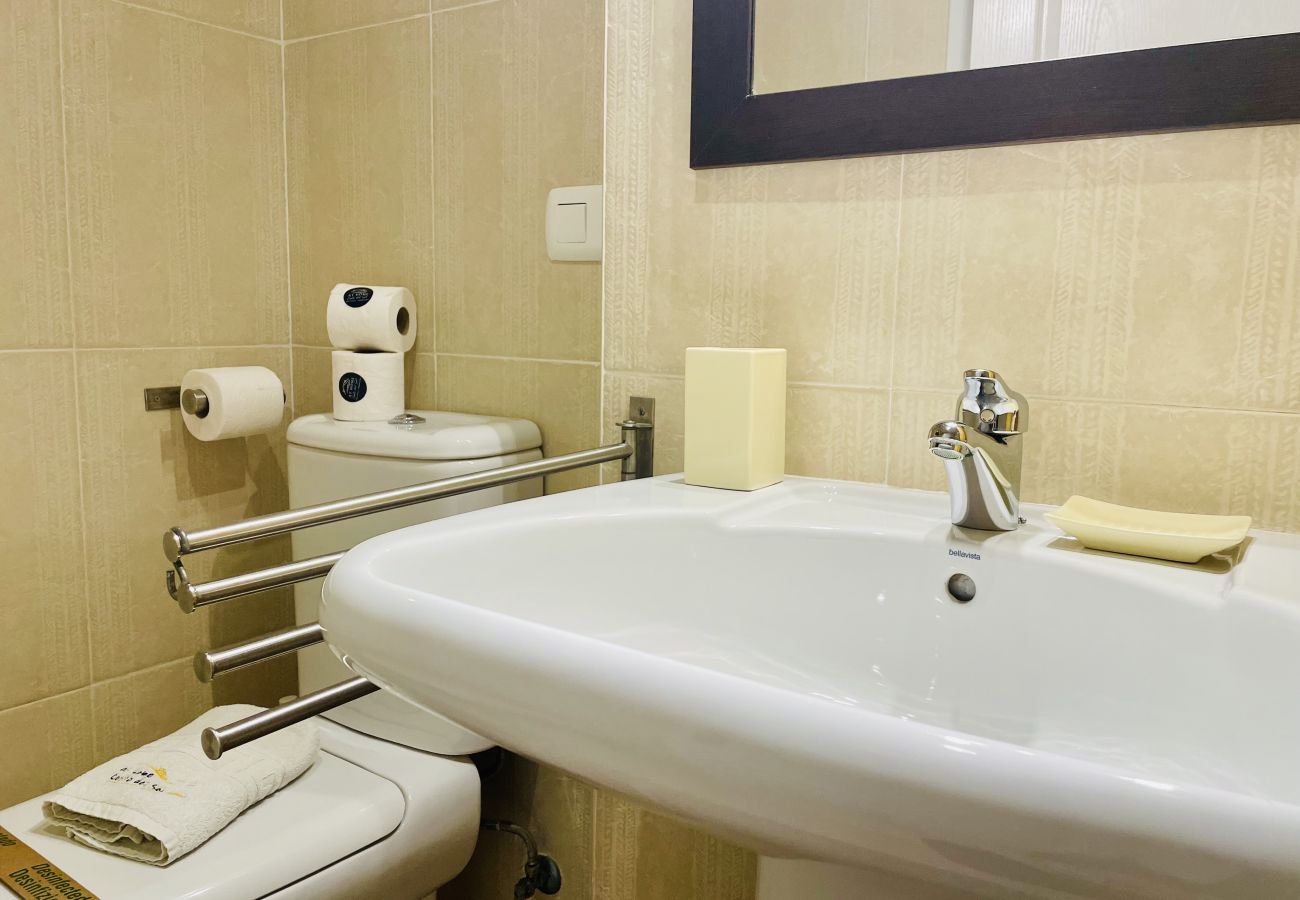 Apartamento em Algarrobo Costa - Albatros 1 by At Home Costa del Sol